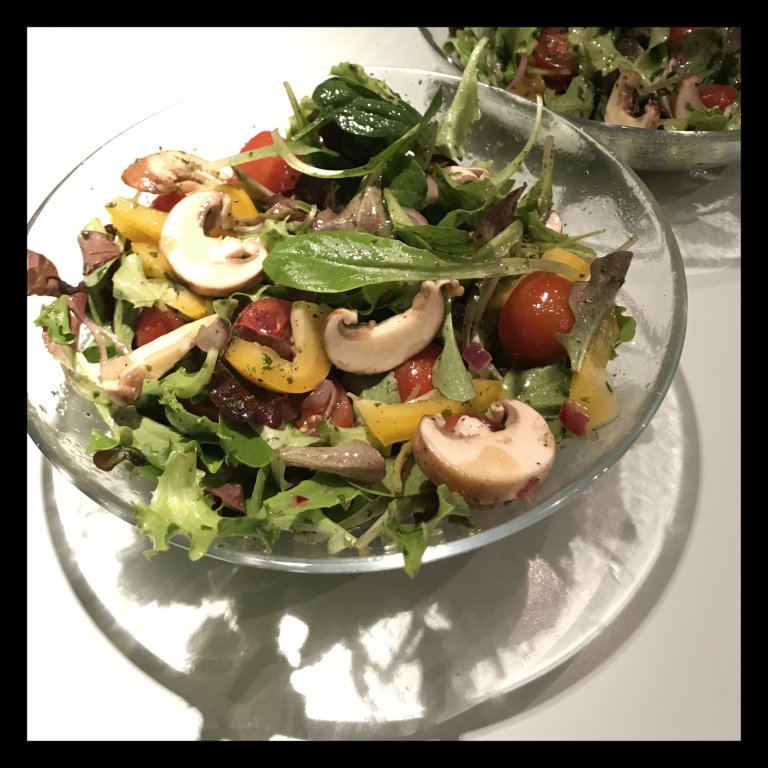 Gemischter Salat mit Champignons – Schlemm dich fit!