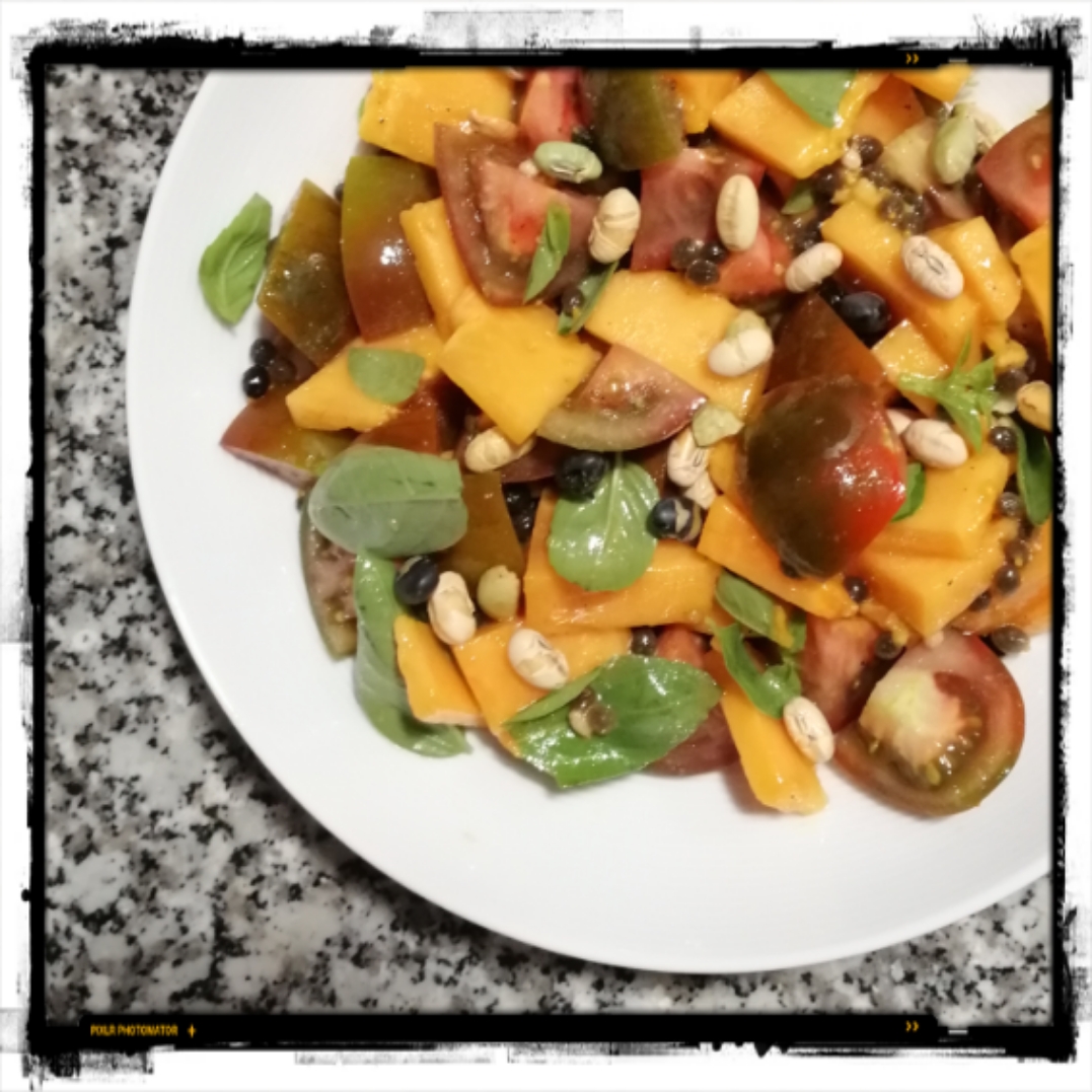Tomaten-Papaya-Salat mit Edamame – Schlemm dich fit!